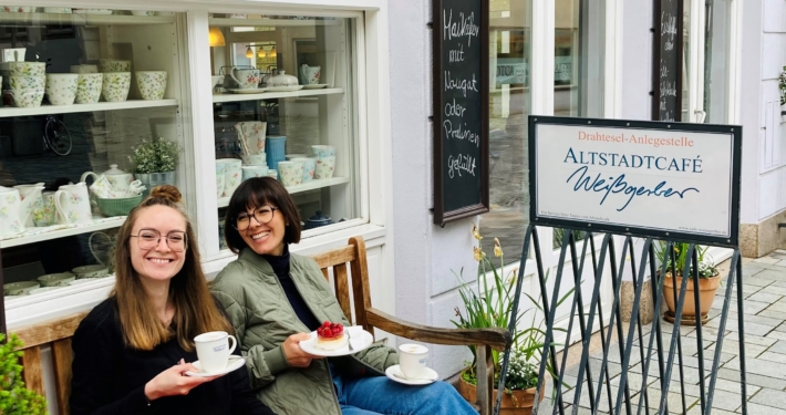 Augensache Brille Friedberg Bayern Optiker Augenoptiker_Kaffee_Kuchen_Altstadtcafe Weißgerber